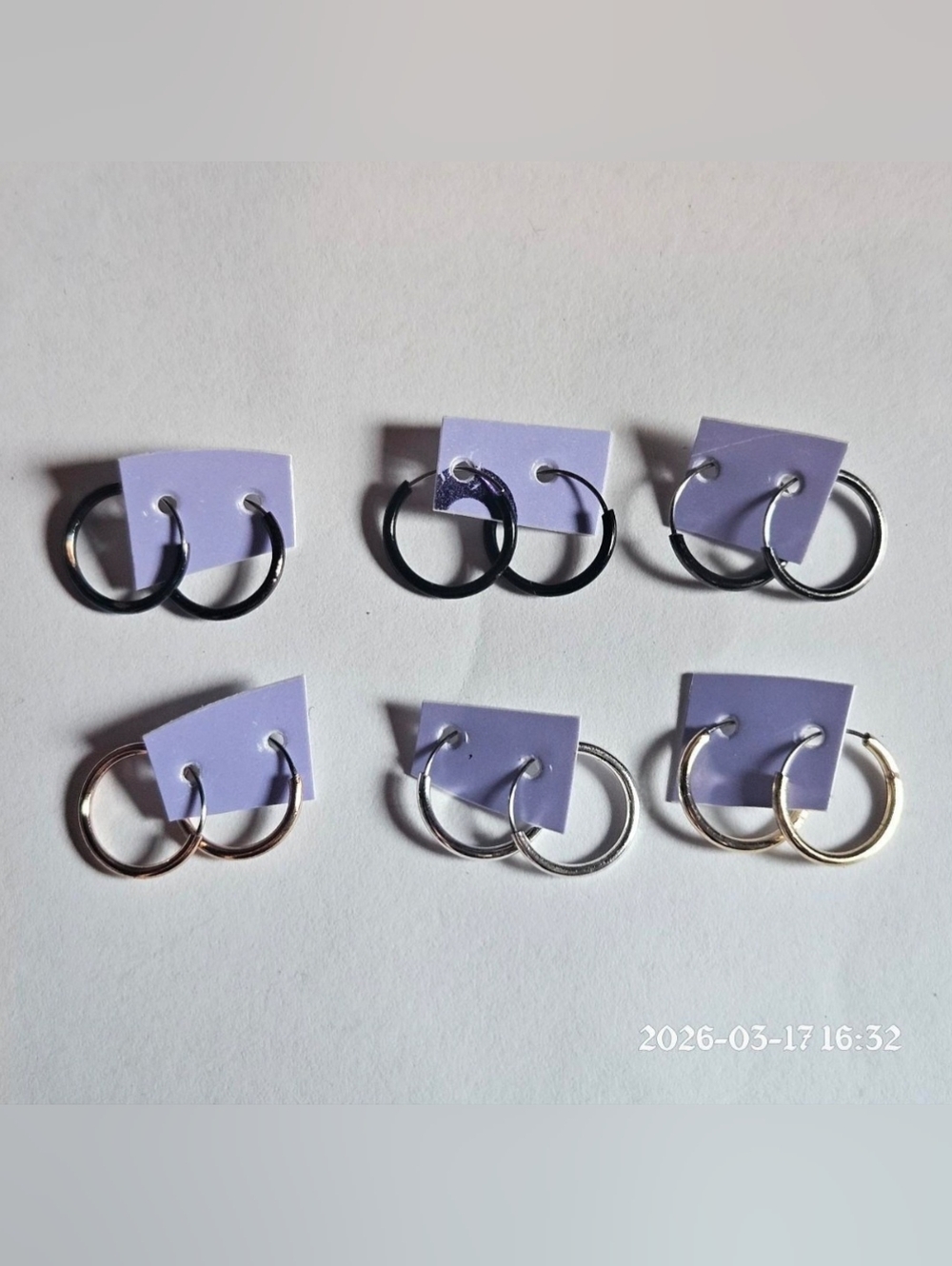 💙2/$8💙 Claire's Mini Hoop Earrings